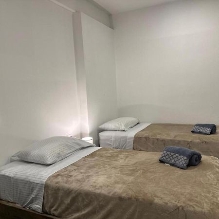 Suites Apodaca Luaran gambar